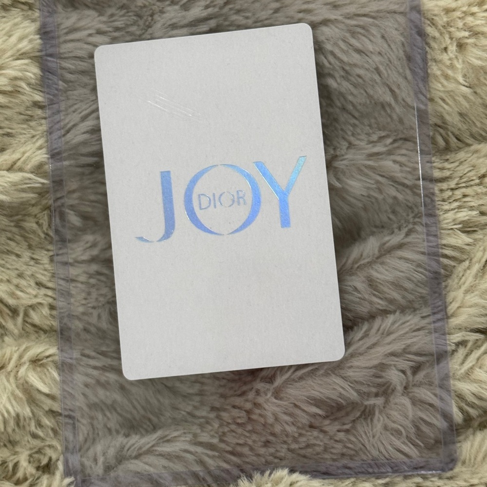 Dior JOY Playing Card – Limited Edition Collectible - Picture 2 of 2